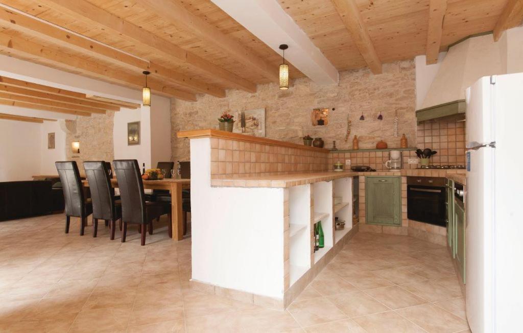 Villa 704 Batlug Εξωτερικό φωτογραφία